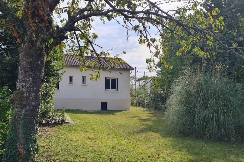 Maison Retour Vers Le Futur - 2 Chambres / Jardin Marmagne  Bagian luar foto